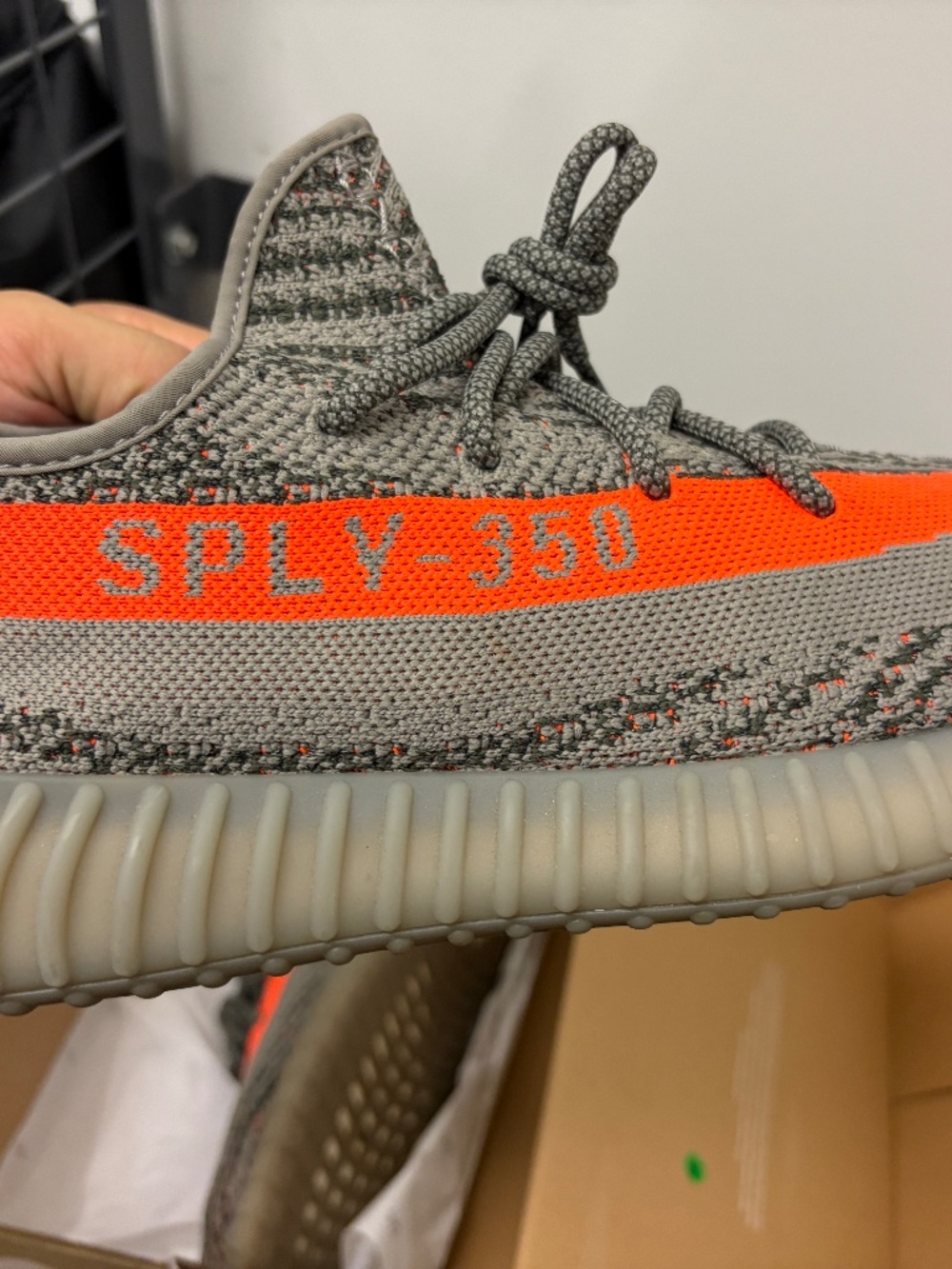 Yeezy 350 v2 Beluga Reflective 12 USED